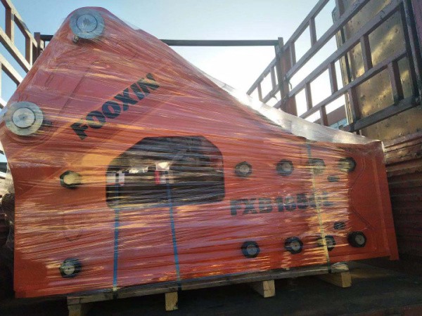 165型號(hào)破碎錘